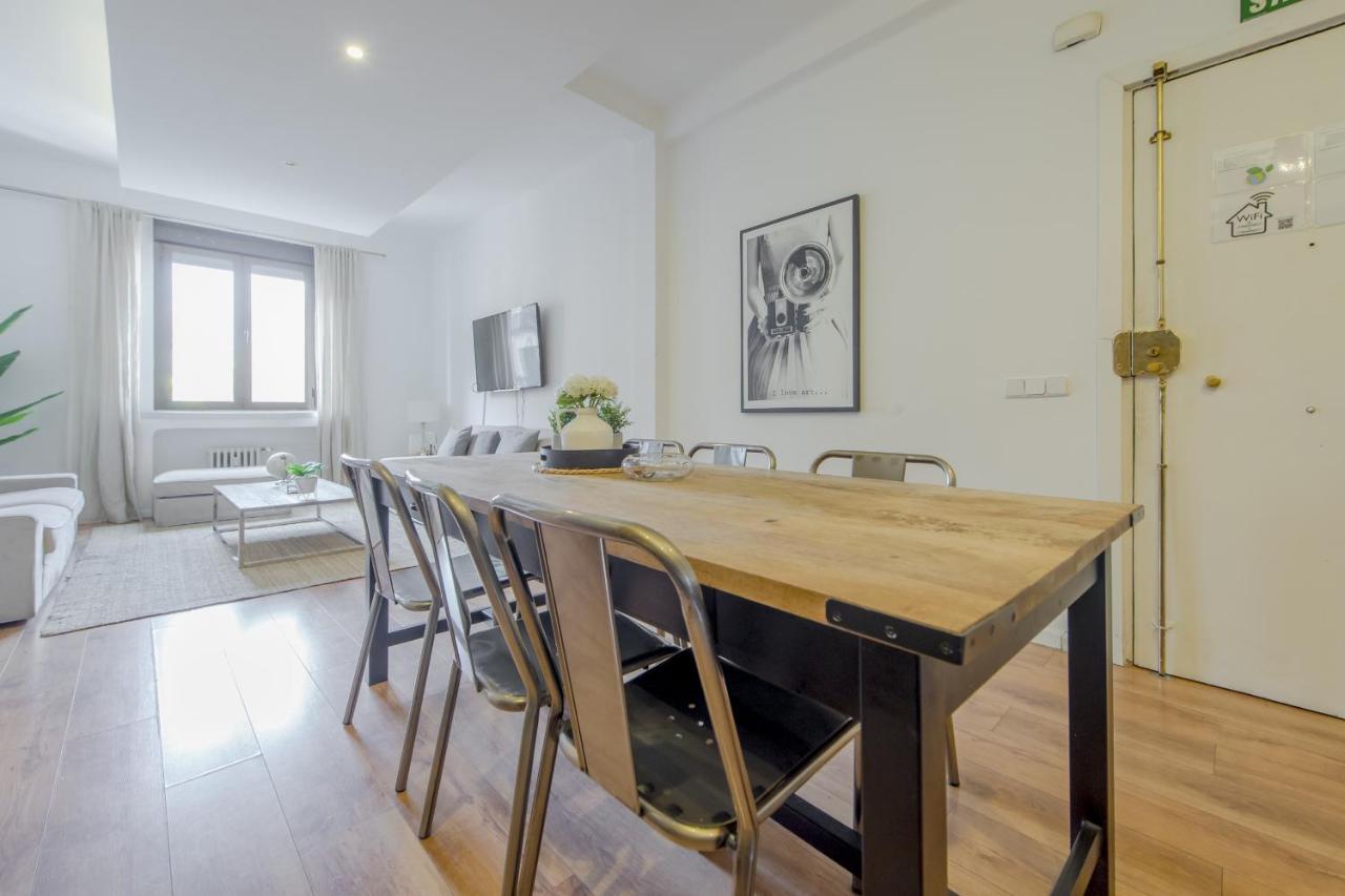 Luxury Apartamento De 5 Hab En El Centro De Madrid Exterior photo
